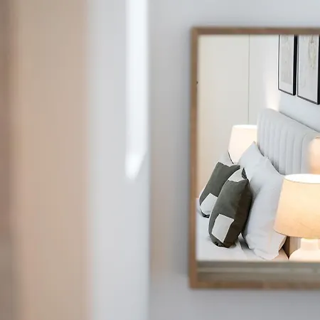 Guestready - Little Johnny * Porto