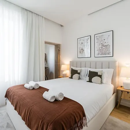 Guestready - Little Johnny *